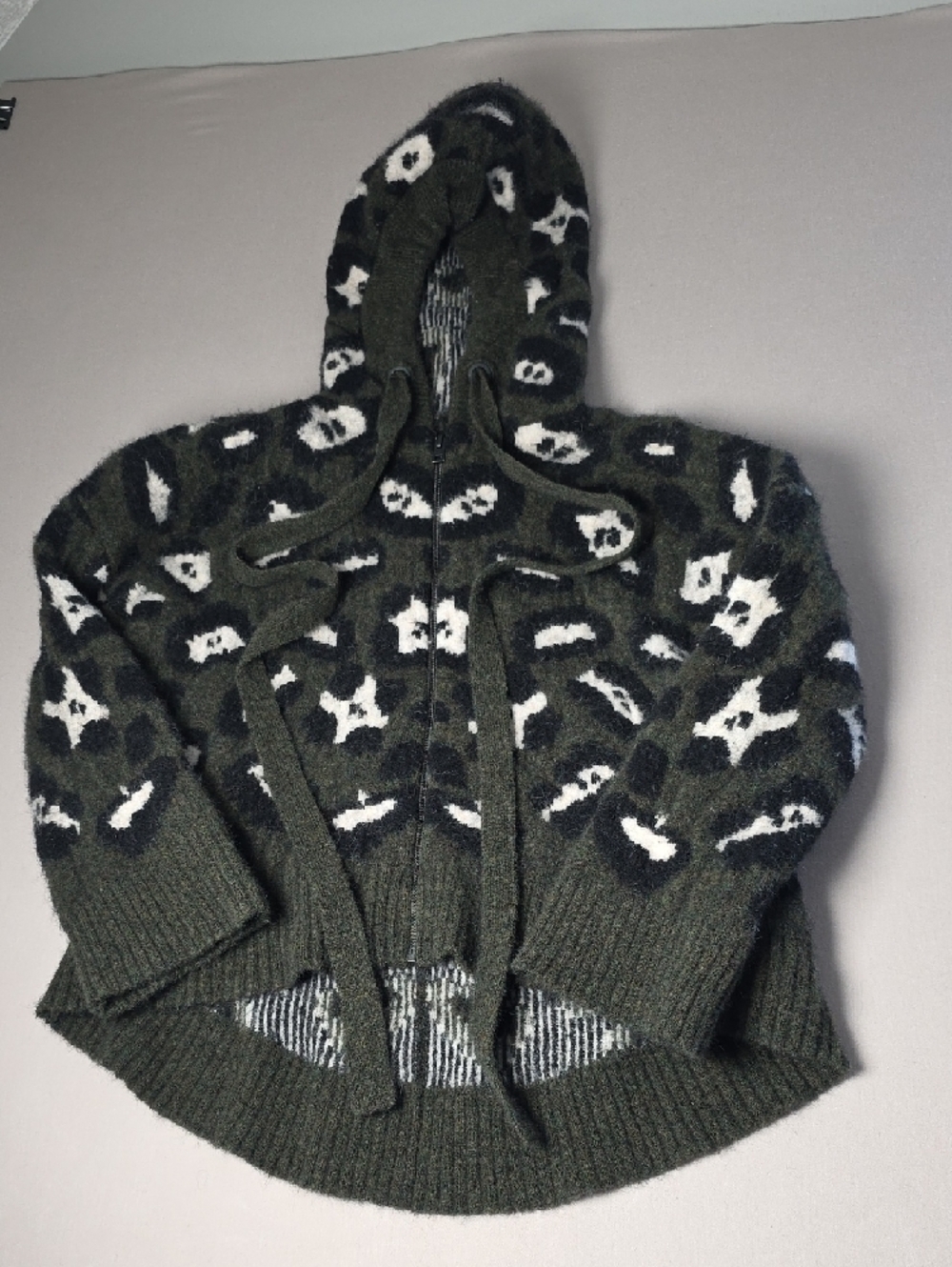 Zadig & Voltaire Olive/White Hooded Alpaca Merino Wool Blend Sweater Size XS/S